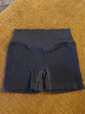 Women's Ribbed High-Waist Performance Shorts - Navy